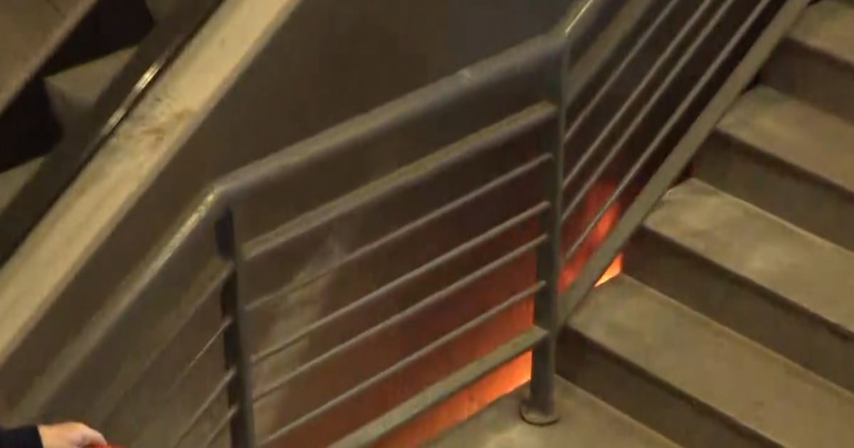 Incendio en una escalera mecánica de Constitución: evacuaron la terminal y hubo un herido por inhalación de humo