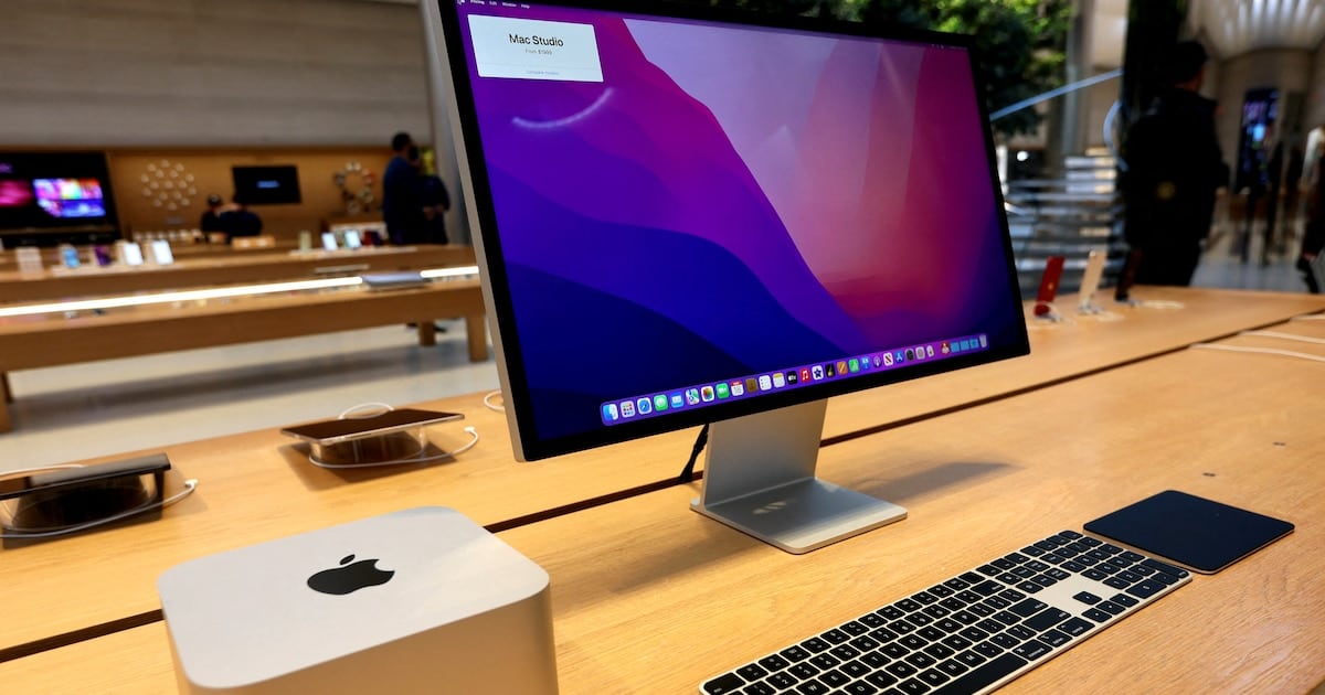 Una utilidad gratuita permite borrar los modelos de Apple Intelligence de una Mac y liberar hasta 12 GB