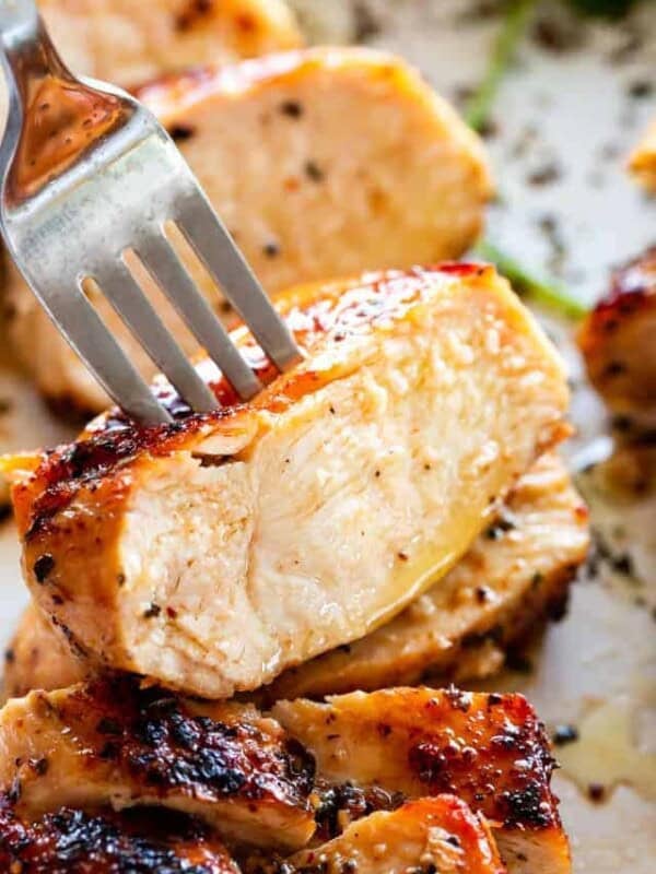 Pechuga de pollo jugosa: cinco claves de cocción para evitar que se seque en el horno o la sartén