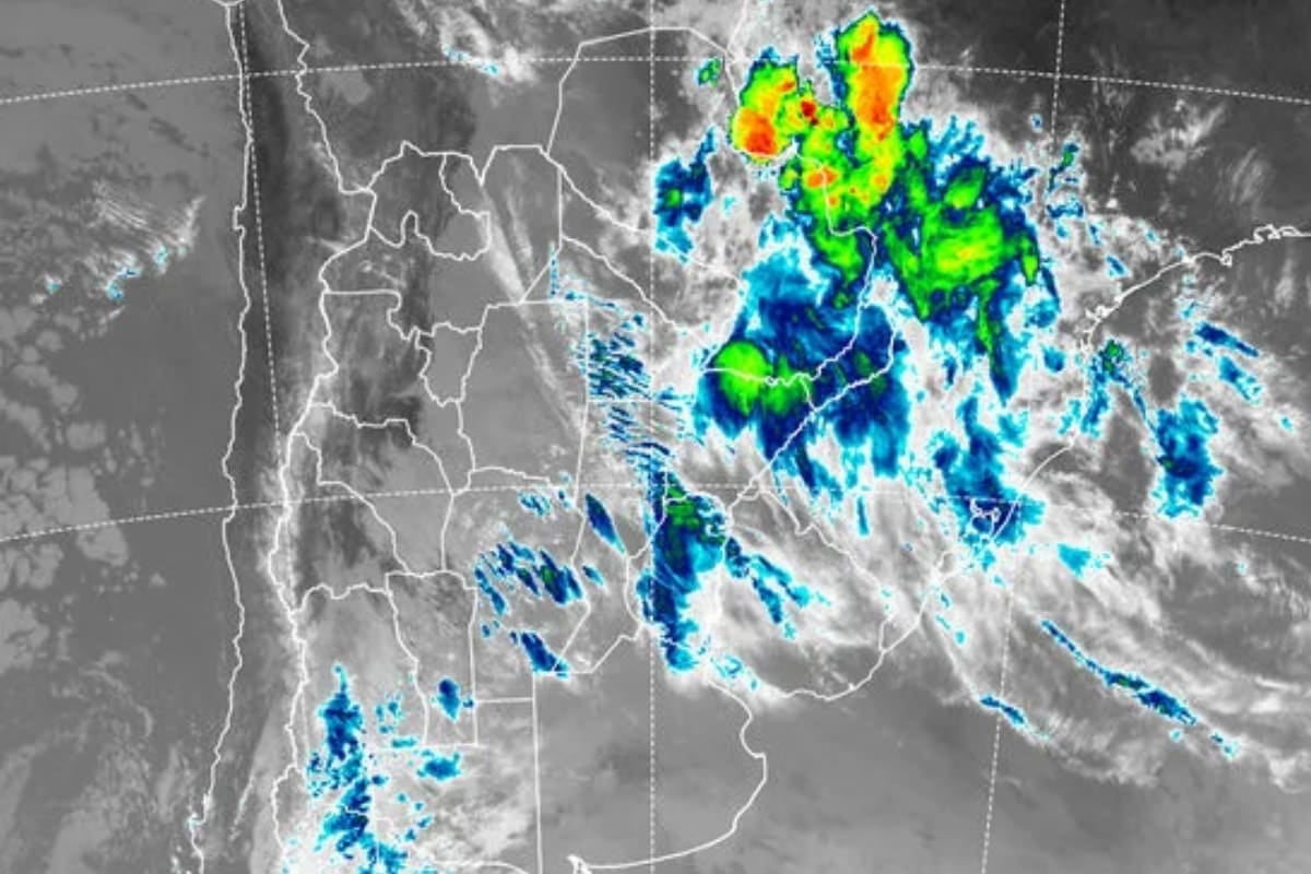 El finde largo en Buenos Aires arranca pasado por agua y termina con el cielo abierto