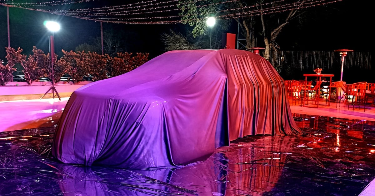 Dos automotrices evalúan sumar eléctricos por debajo de los USD 25.000 y reconfigurar la oferta local