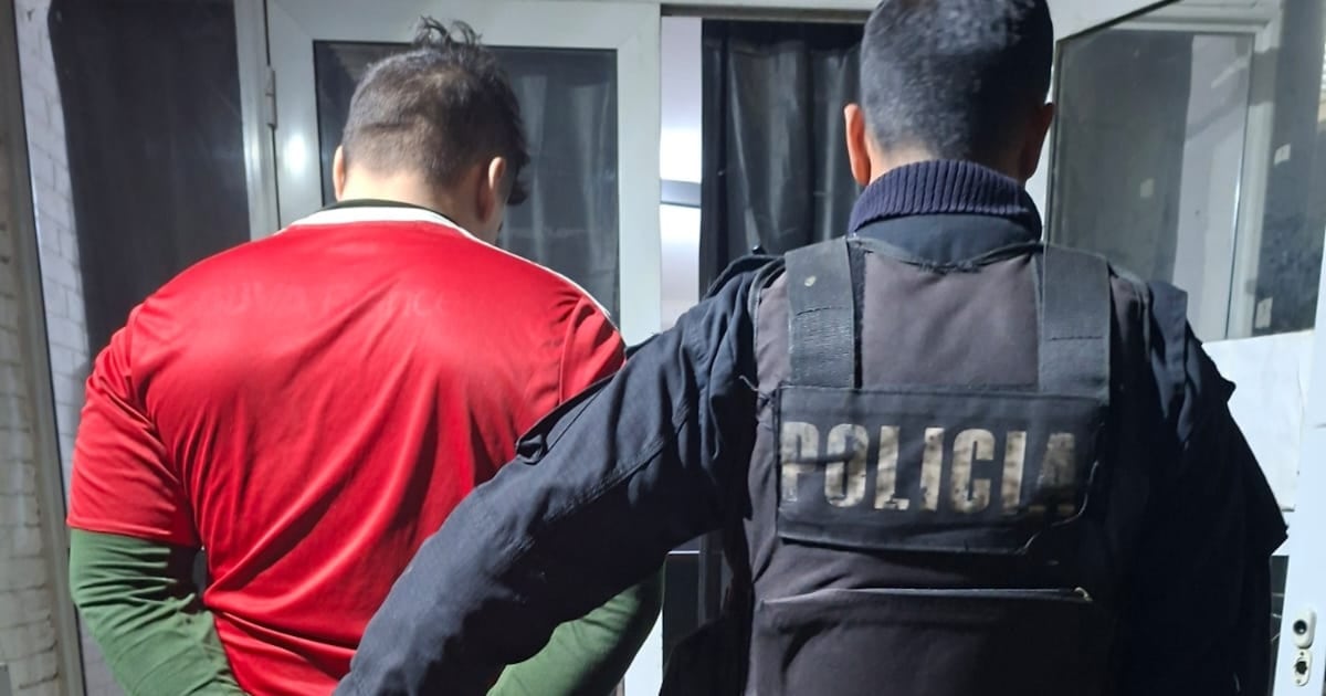 Detuvieron a un ex policía exonerado por el femicidio de una joven de 26 años en una pensión del noroeste rosarino