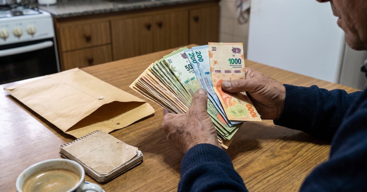 El crédito a las familias roza los 102 billones de pesos y la mora ya alcanza a uno de cada cuatro deudores