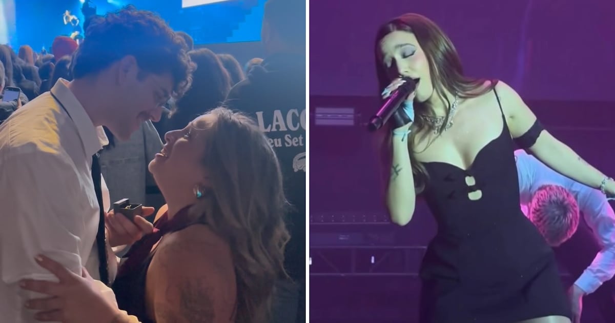 Se pidieron casar mientras Ángela Torres cantaba "Vértigo" y la escena se volvió un hit en redes