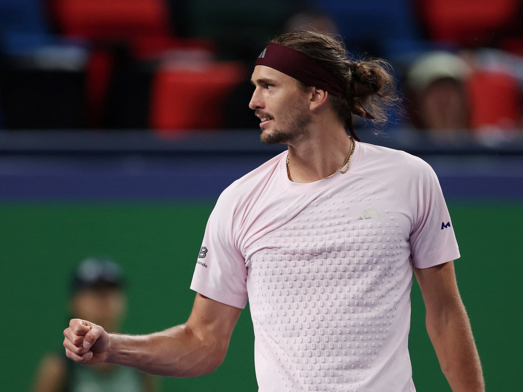 Zverev se abrazó al número uno en Shanghai y ya nadie se lo saca