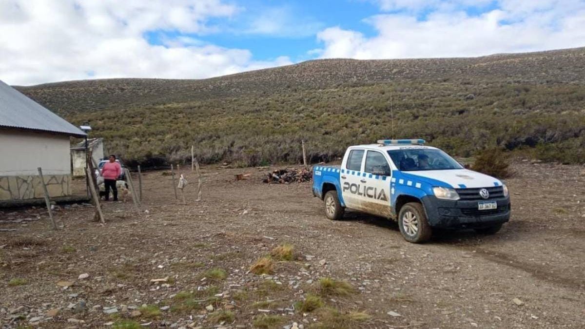 Una semana sin poder salir a comprar comida: la historia de Romina y sus tres hijos en la meseta neuquina