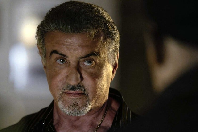 Stallone, el Batman que se probó el traje en un living y nunca llegó a filmarse