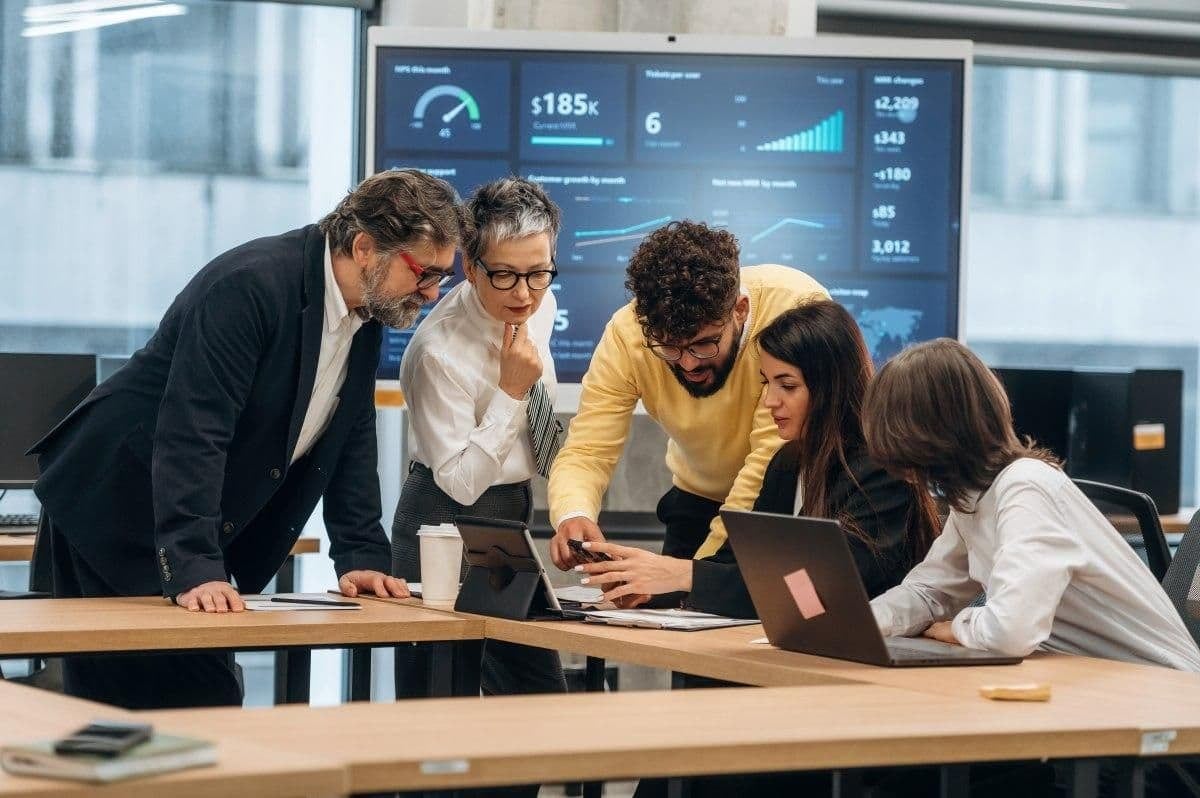 Un estudio midió cuánto vale la seguridad interna: doce de cada cien empleados aceptarían un enlace sospechoso por 30.000 dólares
