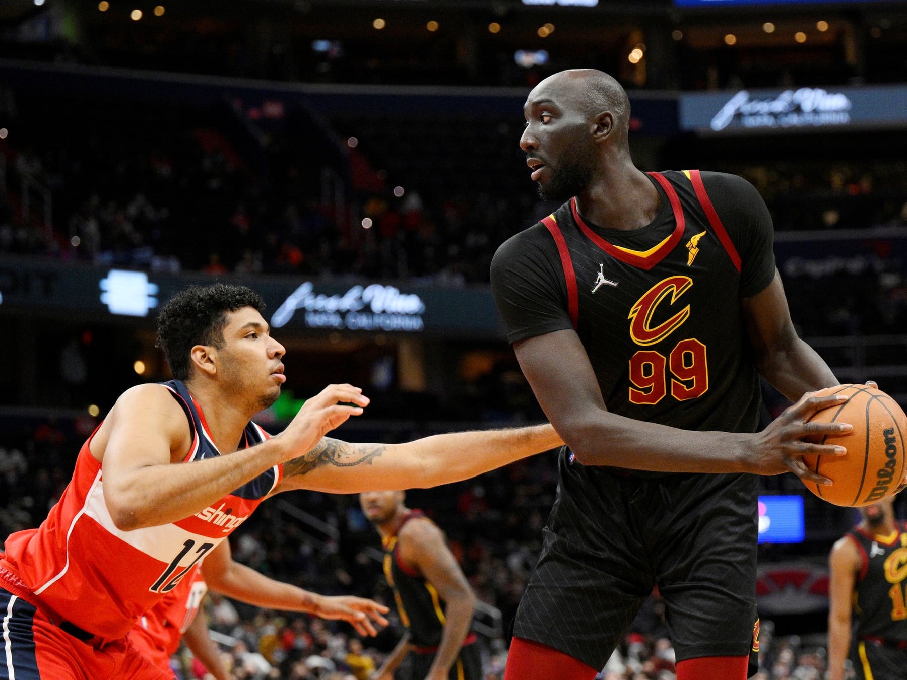 Tacko Fall vuelve a la NBA y los Sixers lo blindan con un contrato bidireccional
