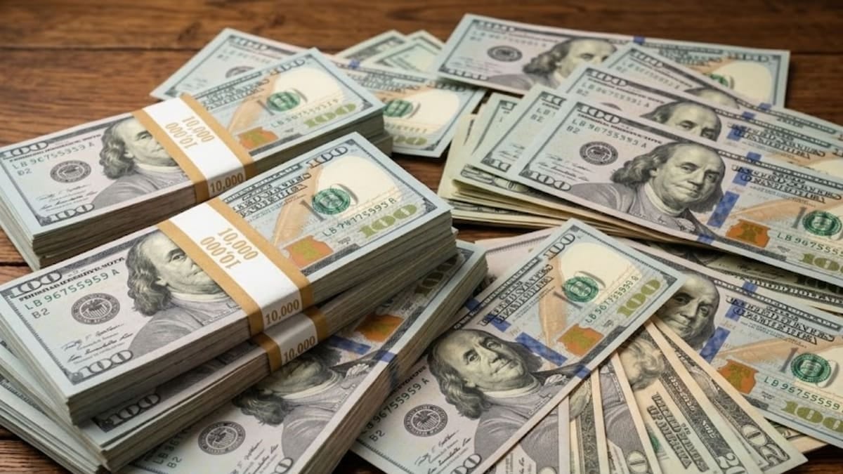 El dólar blue cerró la rueda en 1.555 pesos y la brecha con el oficial se mantuvo en torno al 1,3%
