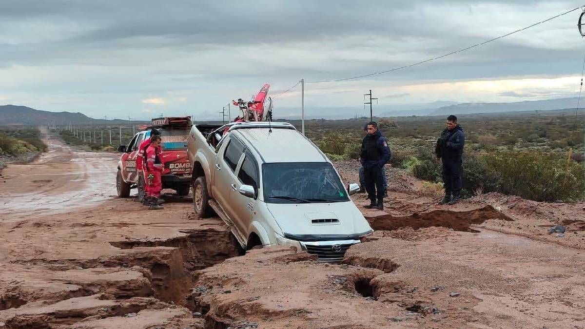 Tormentas en Neuquén: rutas afectadas, vehículos atrapados y recomendaciones para evitar nuevos accidentes