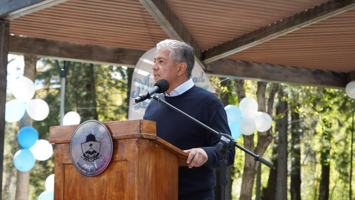 Neuquén baja un 30% la luz de los hogares del EPEN y prepara una ampliación al turismo